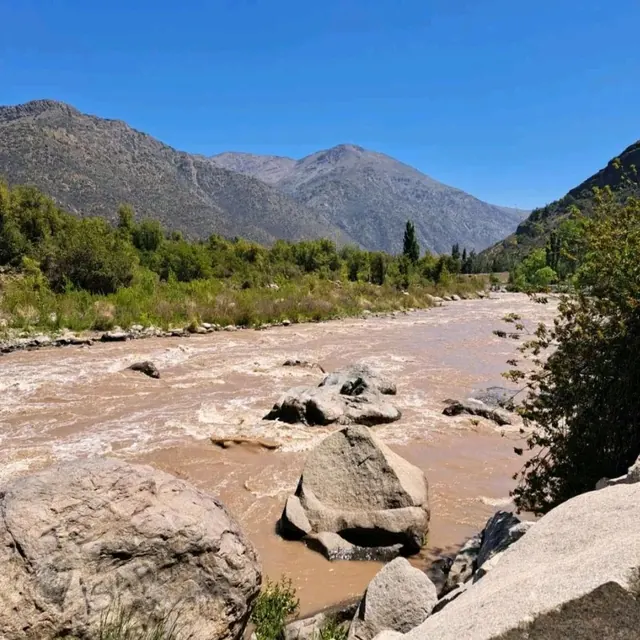 El Toyo Rio, San José de Maipo, Santiago