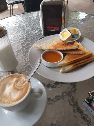 Espacio Ágora - Arte Y Cafe image 3