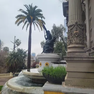 Fuente Neptuno image 3