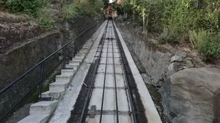 Funicular access to the Cerro San Cristobal image 2