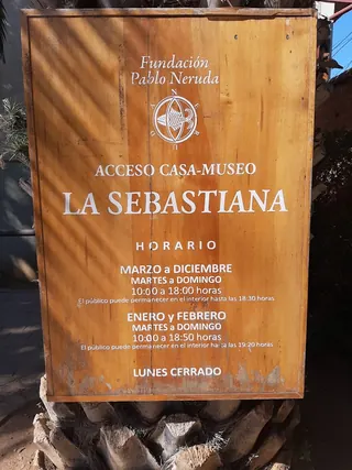 La Sebastiana Museo de Pablo Neruda image 4