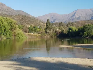 Laguna de Lo Barnechea image 1