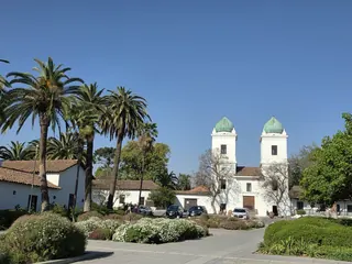 Los Dominicos Craft Centre image 4