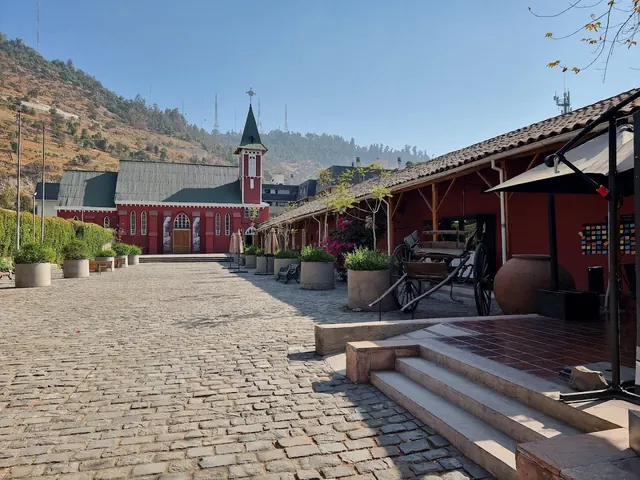 Montecarmelo Cultural Center, Bellavista, Santiago