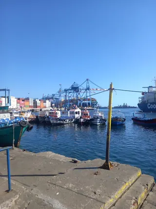 Muelle Prat image 3
