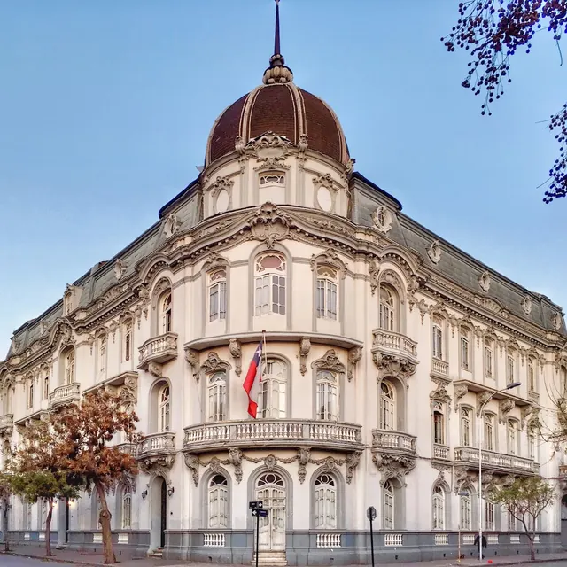 Palacio Larrain, Barrio Brasil, Santiago