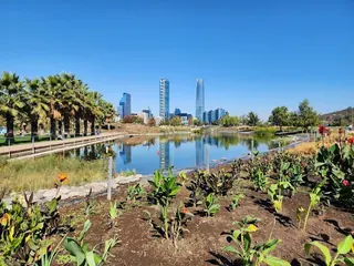 Parque Bicentenario de Vitacura image 3