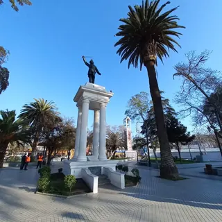 Plaza de Armas de Melipilla image 1