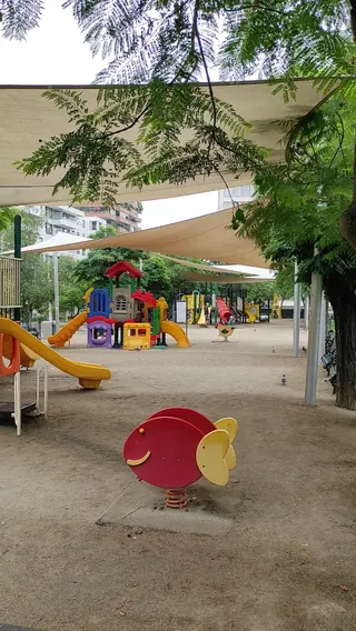 Plaza Las Lilas image 2