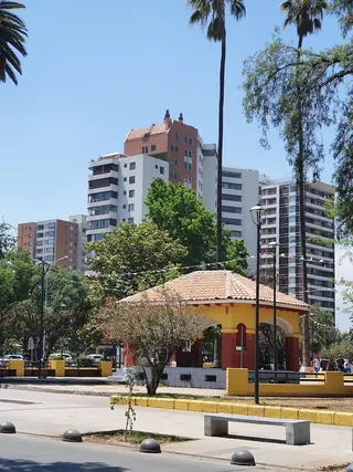 Plaza Ñuñoa image 5