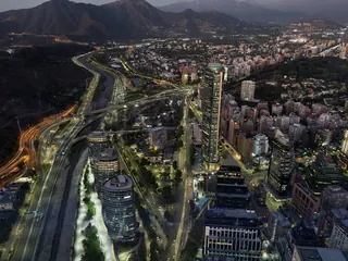 Sky Costanera image 5